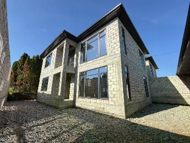 Продается 2-этажный дом, 200 м²