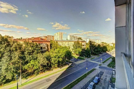 Продается 5-комн. квартира, 200 м²