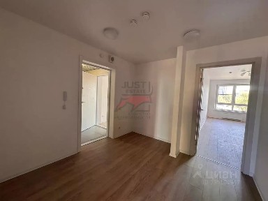Продается 3-комн. квартира, 79,9 м²