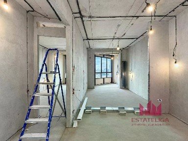 Продается 3-комн. квартира, 101 м²