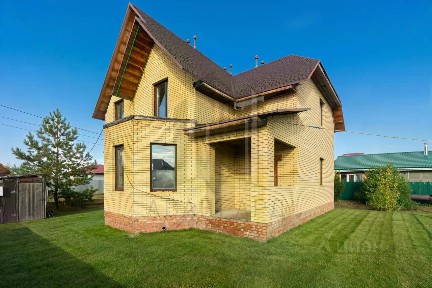 Продается 2-этажный дом, 189 м²