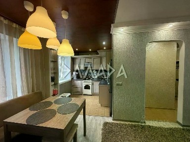 Продается 4-комн. квартира, 72,4 м²