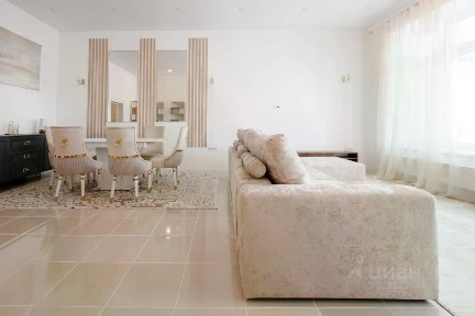 Сдается 3-комн. квартира, 133 м²