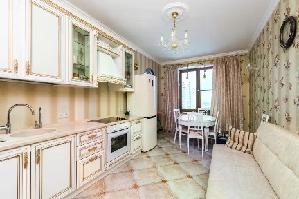 Сдается 2-комн. квартира, 92 м²
