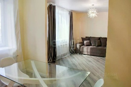 Продаются 3-комн. апартаменты, 81,7 м²