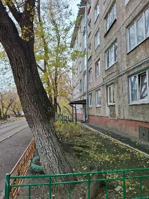Красноярский край, Красноярск, р-н Свердловский, ул. 60 лет Октября, 149
