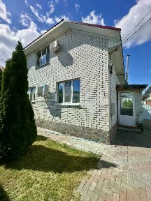 Продается 2-этажный дом, 165 м²
