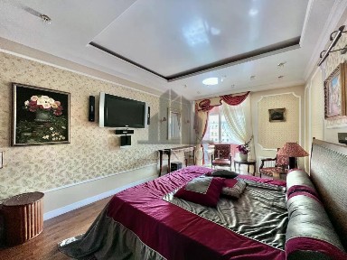 Сдается 3-комн. квартира, 142 м²