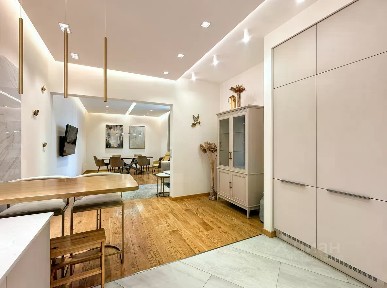 Сдается 3-комн. квартира, 142 м²