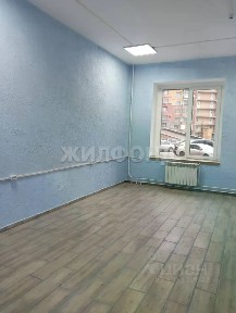 Новосибирская область, Новосибирск, р-н Дзержинский, ул. Есенина, 67