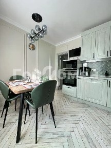 Сдается 4-комн. квартира, 102 м²