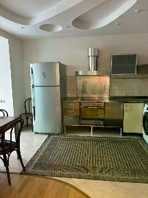 Сдается 3-комн. квартира, 135 м²