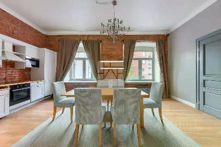 Сдается 4-комн. квартира, 125 м²