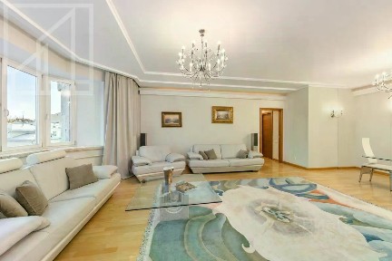 Сдается 3-комн. квартира, 115 м²