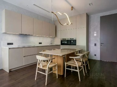Сдается 4-комн. квартира, 130 м²