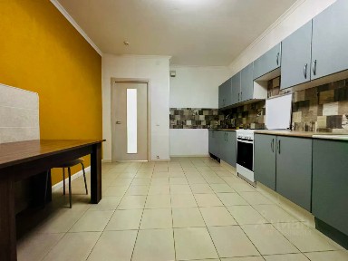 Сдается 2-комн. квартира, 72 м²