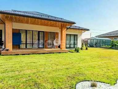 Продается дом, 218 м²