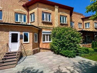 Продается 2-этажный таунхаус, 200 м²