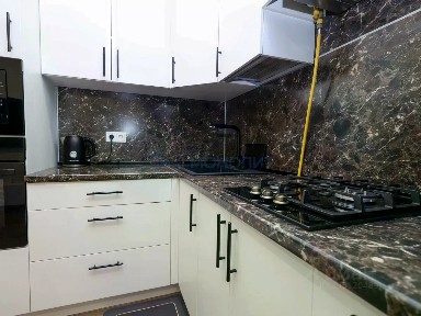 Продается 1-комн. квартира, 42 м²