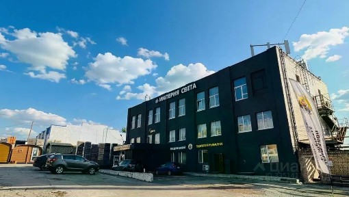 Продается торговая площадь, 1 500 м²