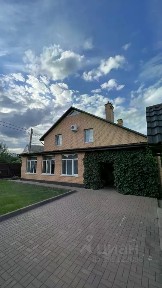 Продается 3-этажный дом, 320 м²