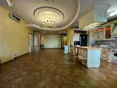 Продается 3-комн. квартира, 125 м²