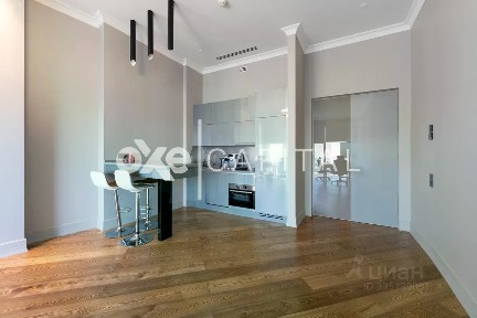 Продаются 2-комн. апартаменты, 101,8 м²