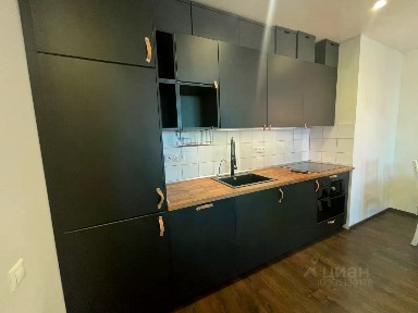 Продаются 3-комн. апартаменты, 70 м²