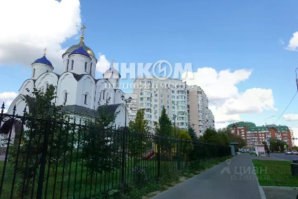 Продается 5-комн. квартира, 165 м²