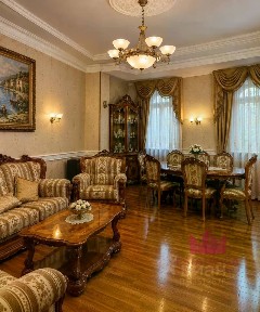 Продается 4-комн. квартира, 180 м²