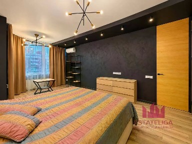 Продается 2-комн. квартира, 75,3 м²