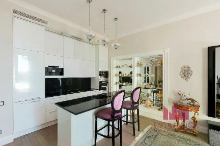 Продается 3-комн. квартира, 115 м²