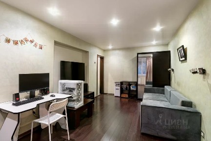 Продается 2-комн. квартира, 44 м²