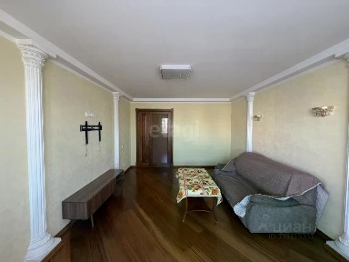 Продается 4-комн. квартира, 109 м²