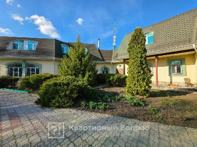 Сдается 2-этажный таунхаус, 250 м²