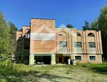 Продается здание, 1 632 м²
