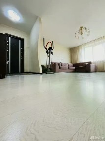 Продается 4-комн. квартира, 90,7 м²