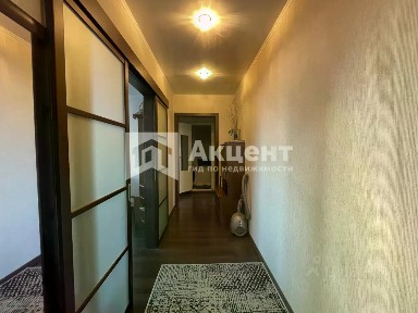 Продается 4-комн. квартира, 83,7 м²