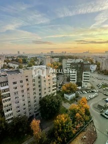 Продается 3-комн. квартира, 102 м²