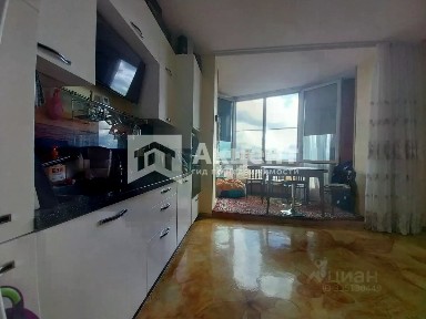 Продается 1-комн. квартира, 42 м²
