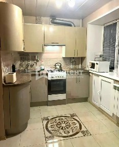 Продается 4-комн. квартира, 60 м²