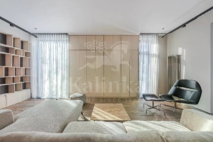 Сдается 2-этажный таунхаус, 350 м²