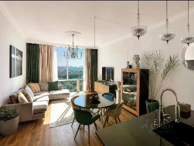 Сдается 4-комн. квартира, 140 м²