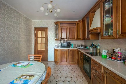 Сдается 3-комн. квартира, 133 м²