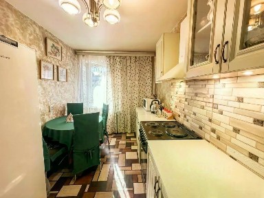 Продается 4-комн. квартира, 79,9 м²
