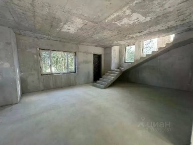 Продается 2-этажный дом, 220 м²
