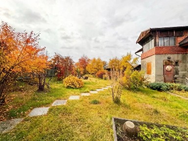 Продается 2-этажный дом, 191 м²