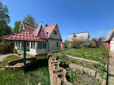 Сдается 2-этажный дом, 100 м²
