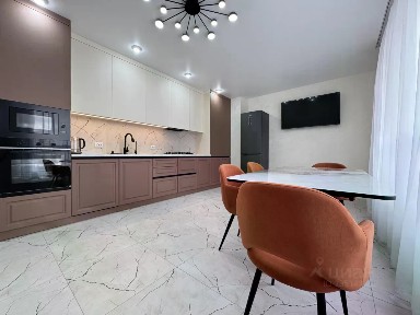 Продается 2-комн. квартира, 70 м²