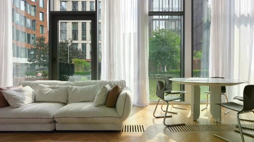 Продается многокомнатная квартира, 305 м²